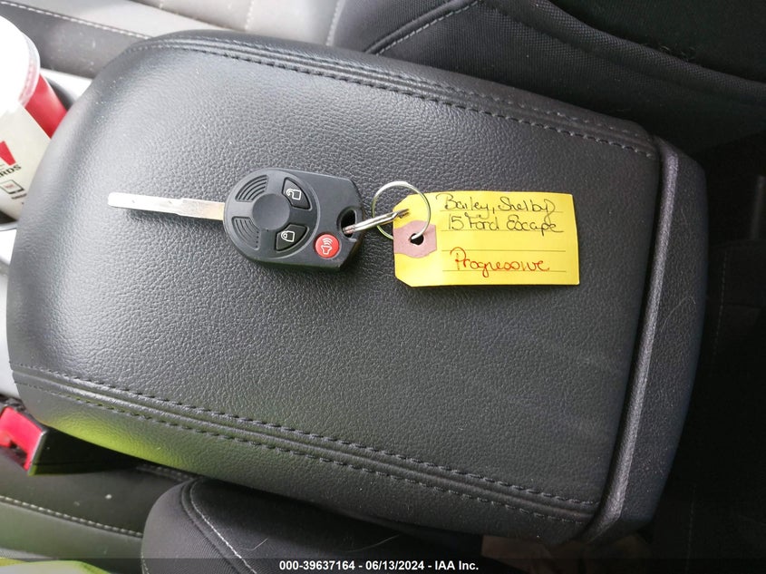 2015 Ford Escape Se VIN: 1FMCU9G92FUA84426 Lot: 39637164