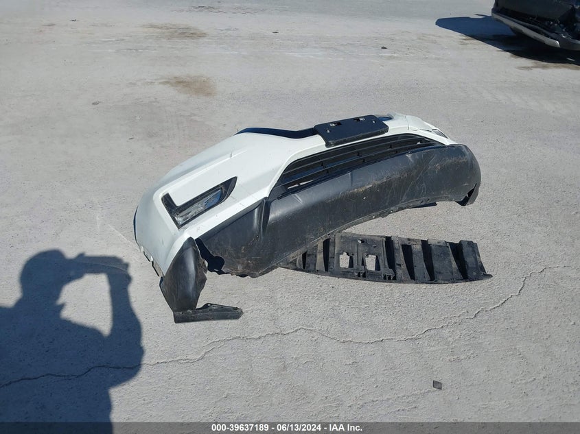 2018 Nissan Rogue Sv VIN: 5N1AT2MV2JC760780 Lot: 39637189