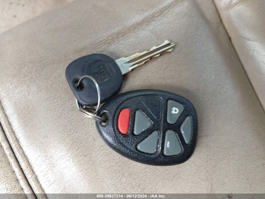 2007 GMC Yukon Denali VIN: 1GKFK638X7J390445 Lot: 39637214