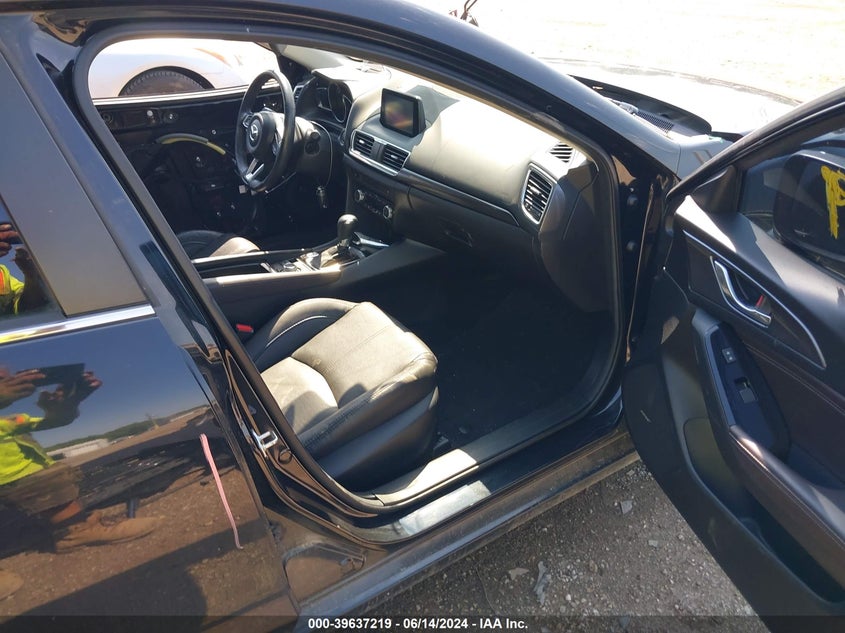 2018 MAZDA MAZDA3 GRAND TOURING - 3MZBN1W36JM267186