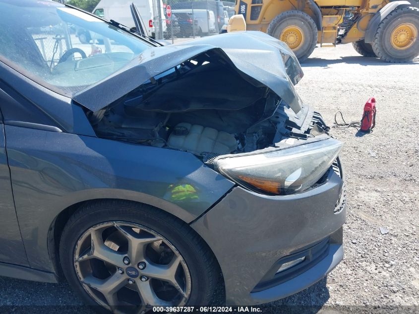 2017 Ford Focus St VIN: 1FADP3L9XHL270393 Lot: 39637287