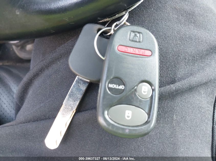 2005 Honda S2000 VIN: JHMAP21465S005565 Lot: 39637327