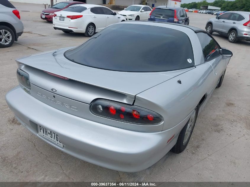 1998 Chevrolet Camaro VIN: 2G1FP22K9W2139589 Lot: 39637354