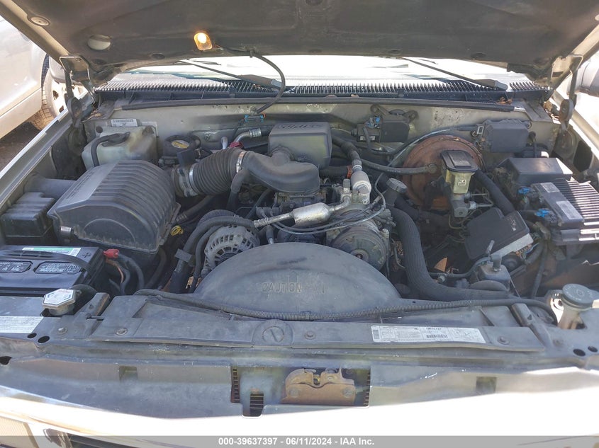 1999 Chevrolet Tahoe Lt VIN: 1GNEC13R0XJ454838 Lot: 39637397