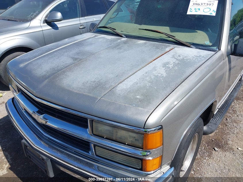 1999 Chevrolet Tahoe Lt VIN: 1GNEC13R0XJ454838 Lot: 39637397