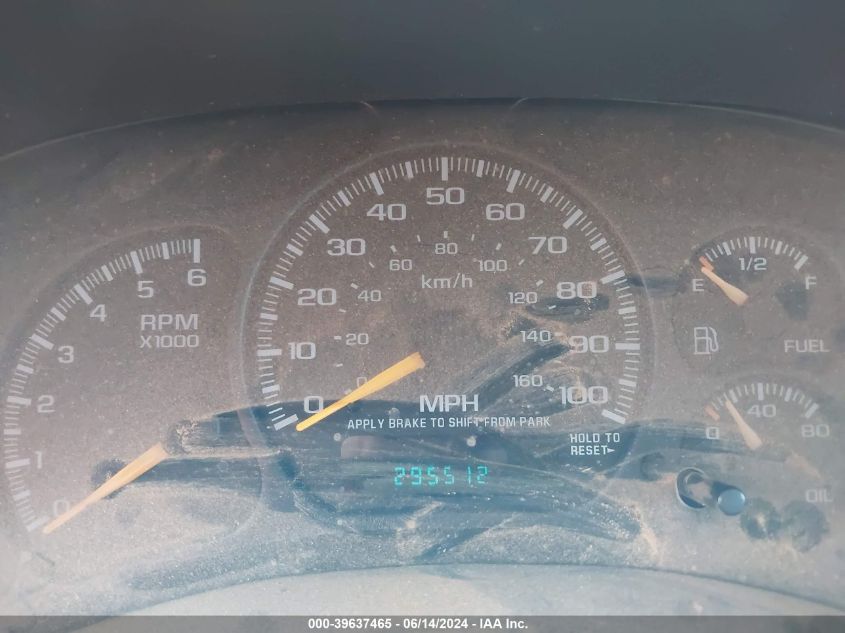 2000 Chevrolet Tahoe All New Ls VIN: 1GNEC13T8YJ163811 Lot: 39637465