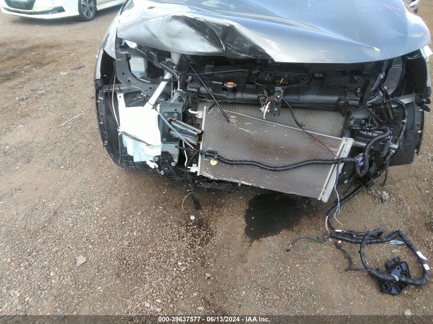 2018 Nissan Rogue Sl VIN: JN8AT2MV4JW310832 Lot: 39637577