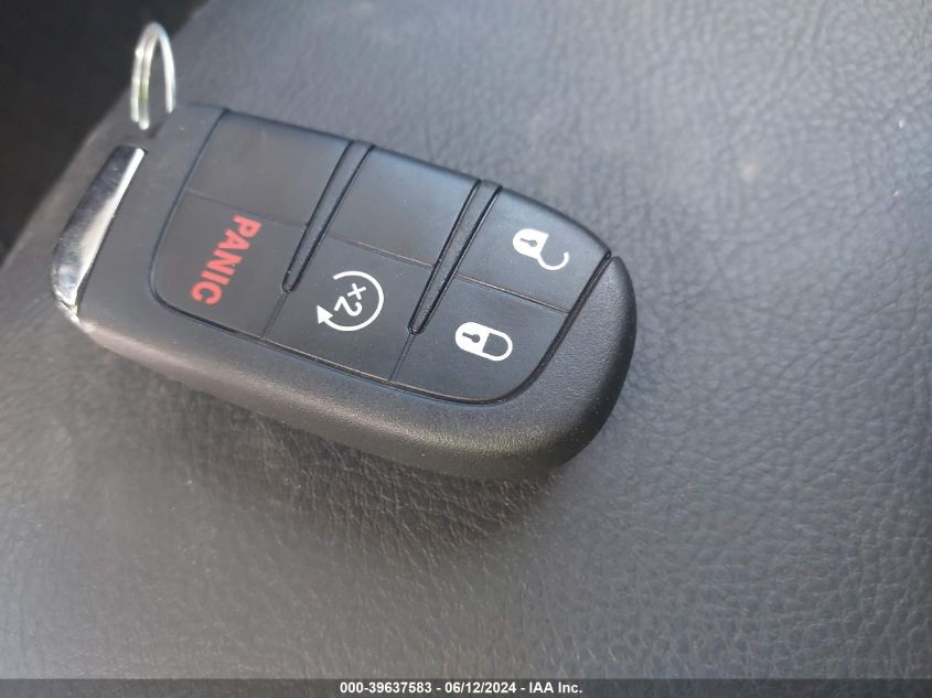 2022 Jeep Renegade Limited 4X4 VIN: ZACNJDD11NPN58354 Lot: 39637583