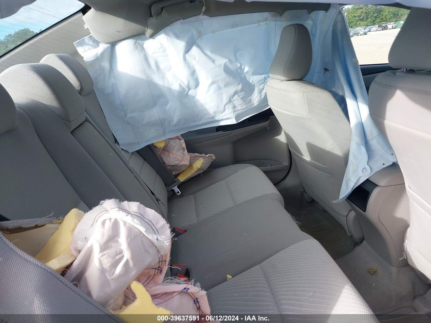 2015 Toyota Camry Le VIN: 4T4BF1FK5FR469481 Lot: 39637591