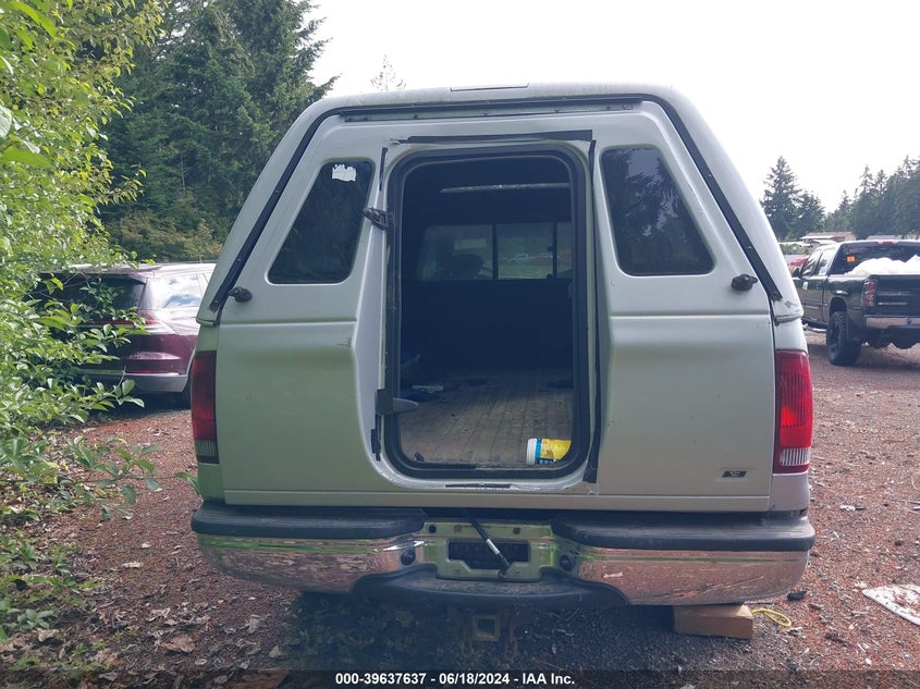 2002 Ford F-250 Lariat/Xl/Xlt VIN: 1FTNX21F32EB99728 Lot: 39637637