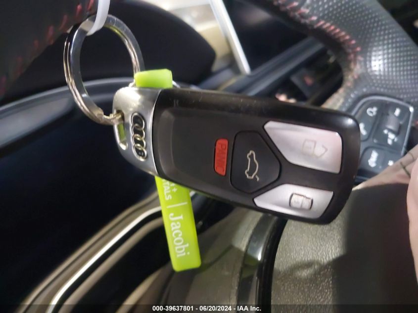 2018 Audi A4 Premium Plus VIN: WAUENAF48JA121309 Lot: 39637801