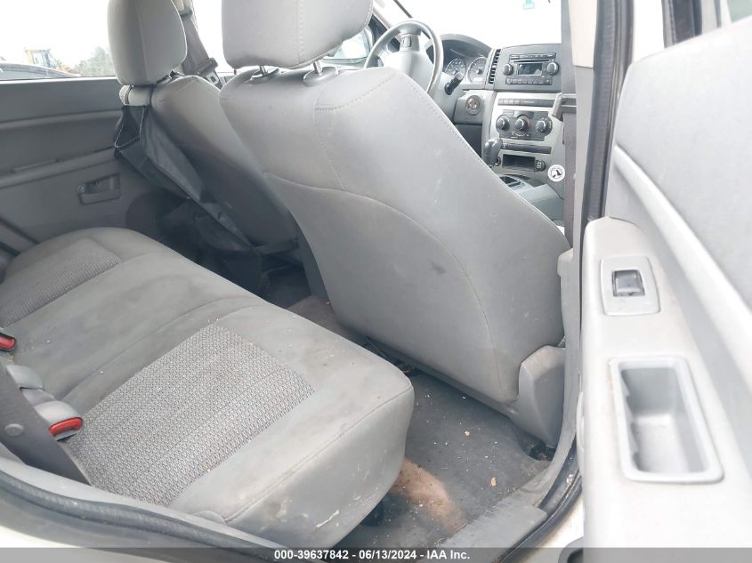 2007 Jeep Grand Cherokee Laredo VIN: 1J8GR48K77C506623 Lot: 39637842