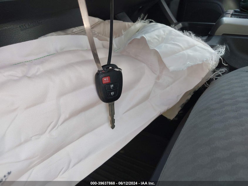 2021 TOYOTA TACOMA DOUBLE CAB/SR/SR5/TRD SPO - 3TMCZ5AN6MM422237