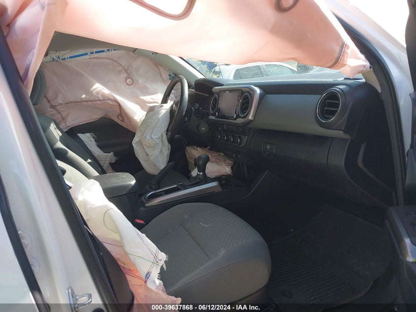 2021 TOYOTA TACOMA DOUBLE CAB/SR/SR5/TRD SPO - 3TMCZ5AN6MM422237