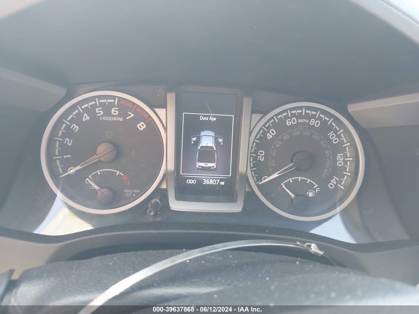 2021 TOYOTA TACOMA DOUBLE CAB/SR/SR5/TRD SPO - 3TMCZ5AN6MM422237