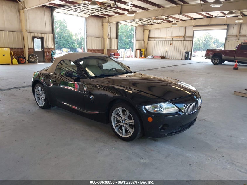 2005 BMW Z4 3.0I VIN: 4USBT53545LU10787 Lot: 39638053