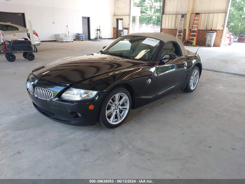 2005 BMW Z4 3.0I VIN: 4USBT53545LU10787 Lot: 39638053