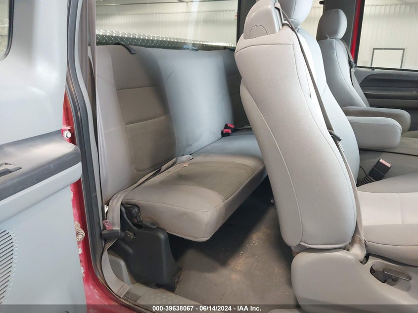 2007 Ford F-250 Lariat/Xl/Xlt VIN: 1FTSX21567EA41921 Lot: 39638067