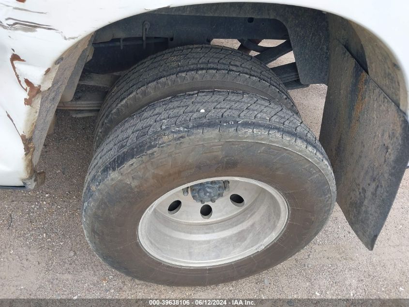 2017 Ram 3500 Tradesman 4X4 8' Box VIN: 3C63RRGL3HG546149 Lot: 39638106