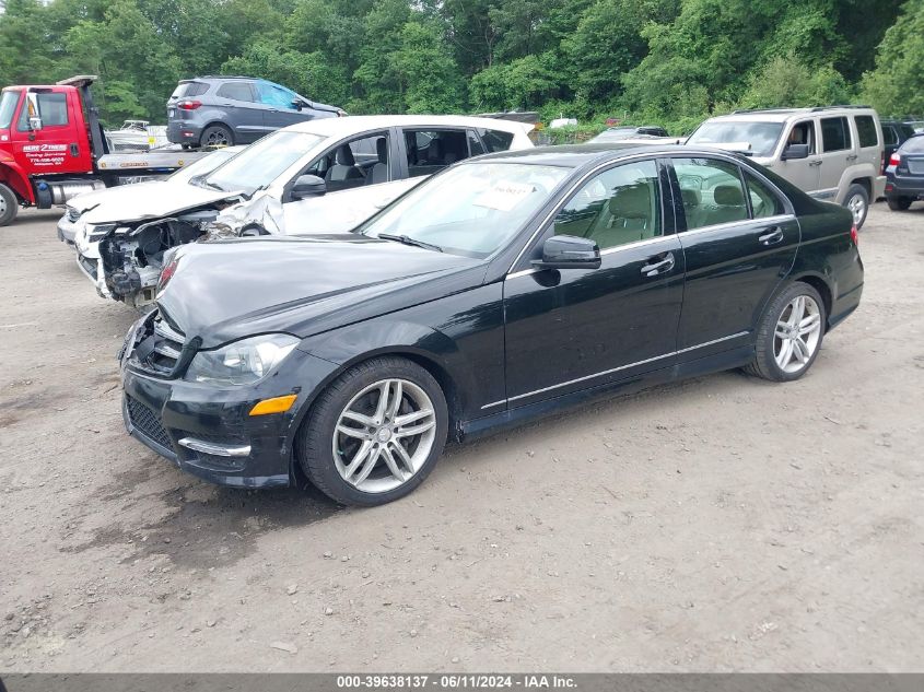 2014 Mercedes-Benz C 300 Luxury 4Matic/Sport 4Matic VIN: WDDGF8AB1EG180010 Lot: 39638137