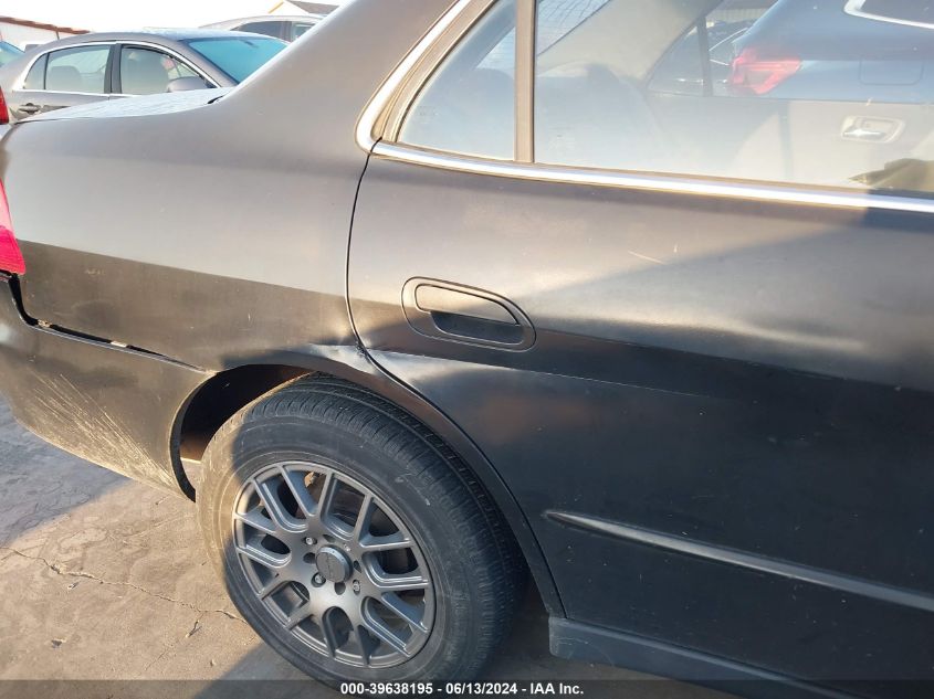 2000 Honda Accord 2.3 Lx VIN: 1HGCG5645YA130685 Lot: 39638195