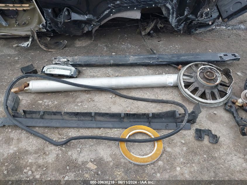 2020 GMC Sierra 1500 4Wd Short Box At4/4Wd Standard Box At4 VIN: 1GTP9EEL8LZ118303 Lot: 39638219