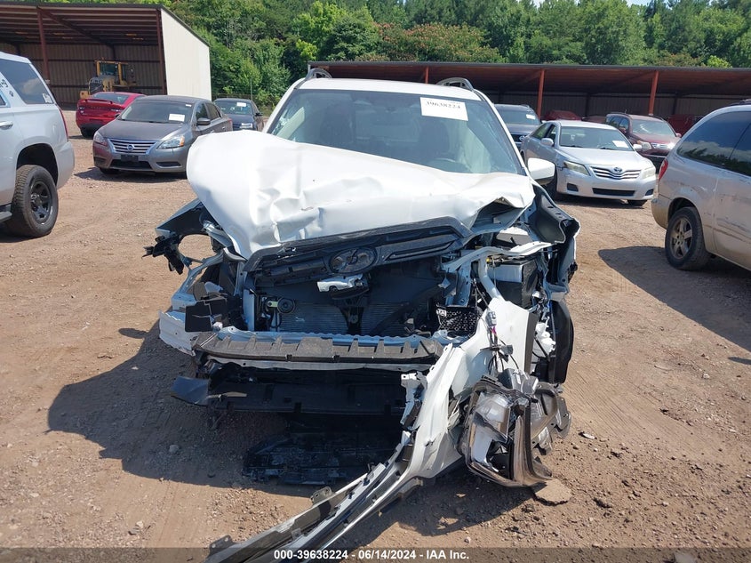 2024 Subaru Forester Premium VIN: JF2SKADC0RH490758 Lot: 39638224