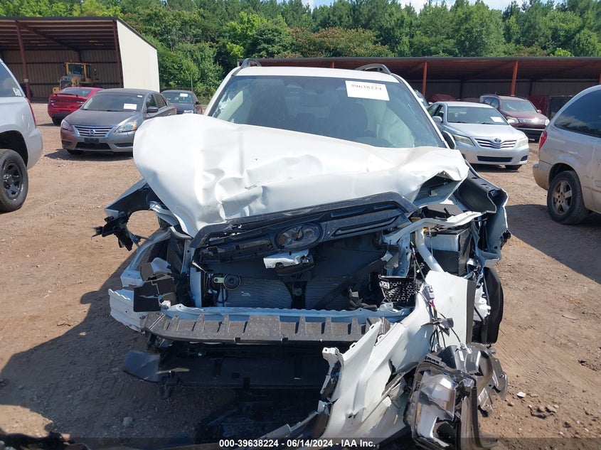 2024 Subaru Forester Premium VIN: JF2SKADC0RH490758 Lot: 39638224