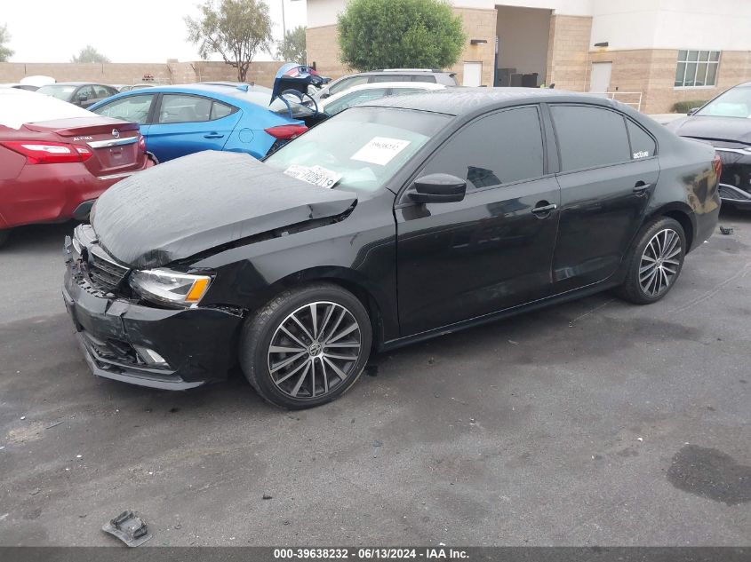 3VWD17AJ2GM232697 2016 VOLKSWAGEN JETTA - Image 2