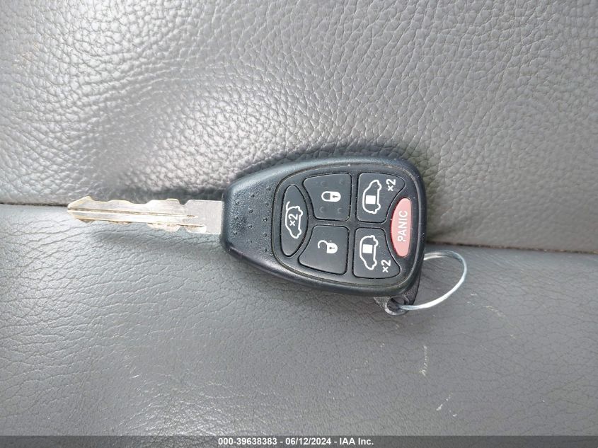 2005 Chrysler Town & Country Limited VIN: 2C4GP64L95R313496 Lot: 39638383