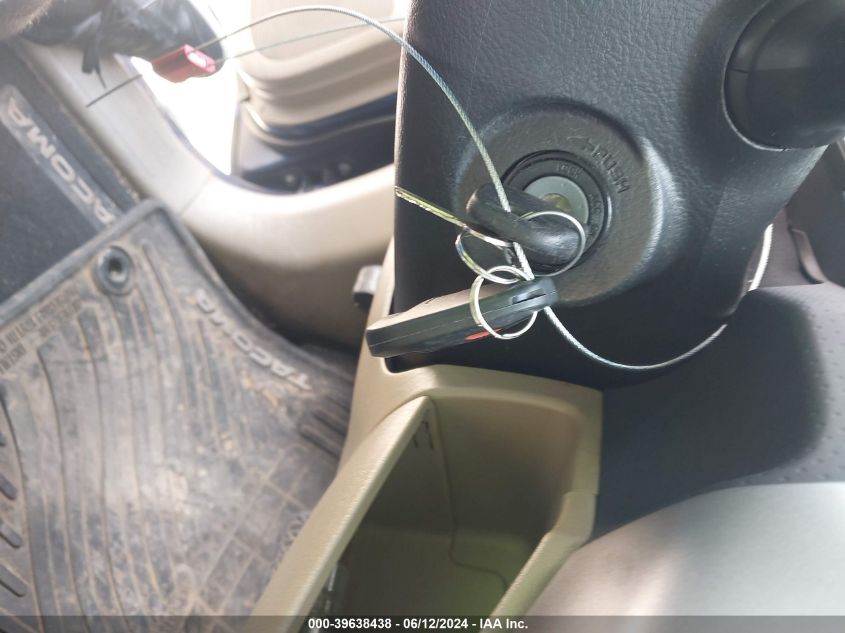 2015 Toyota Tacoma Prerunner V6 VIN: 5TFJU4GN0FX069529 Lot: 39638438