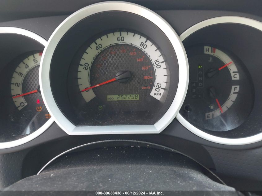 2015 Toyota Tacoma Prerunner V6 VIN: 5TFJU4GN0FX069529 Lot: 39638438