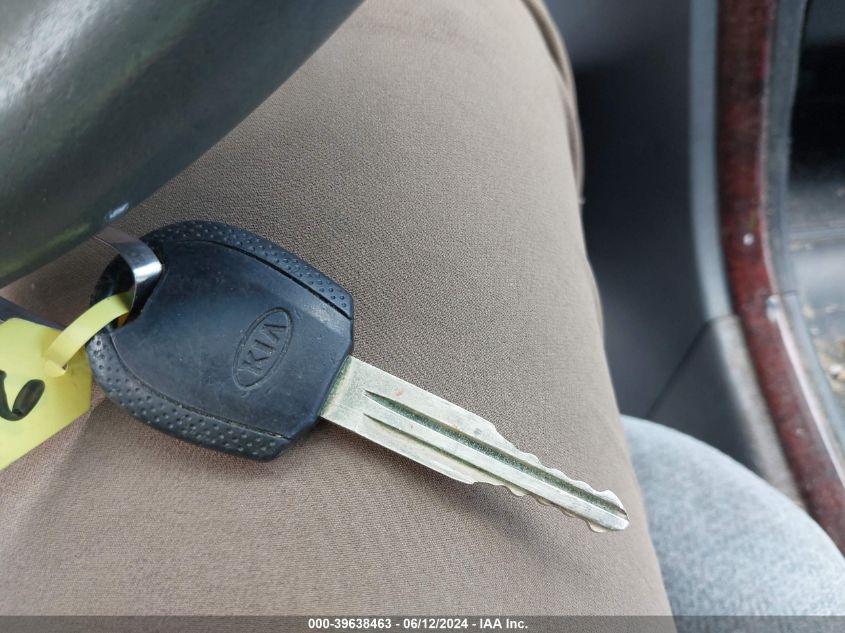 2004 Kia Optima Ex V6/Lx V6 VIN: KNAGD128X45352861 Lot: 39638463