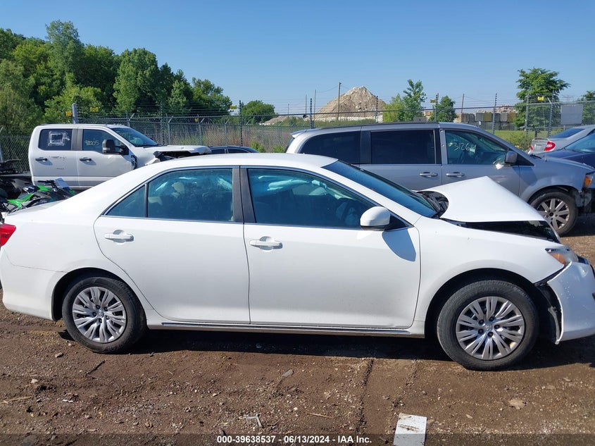 2014 Toyota Camry Le VIN: 4T4BF1FK0ER438895 Lot: 39638537