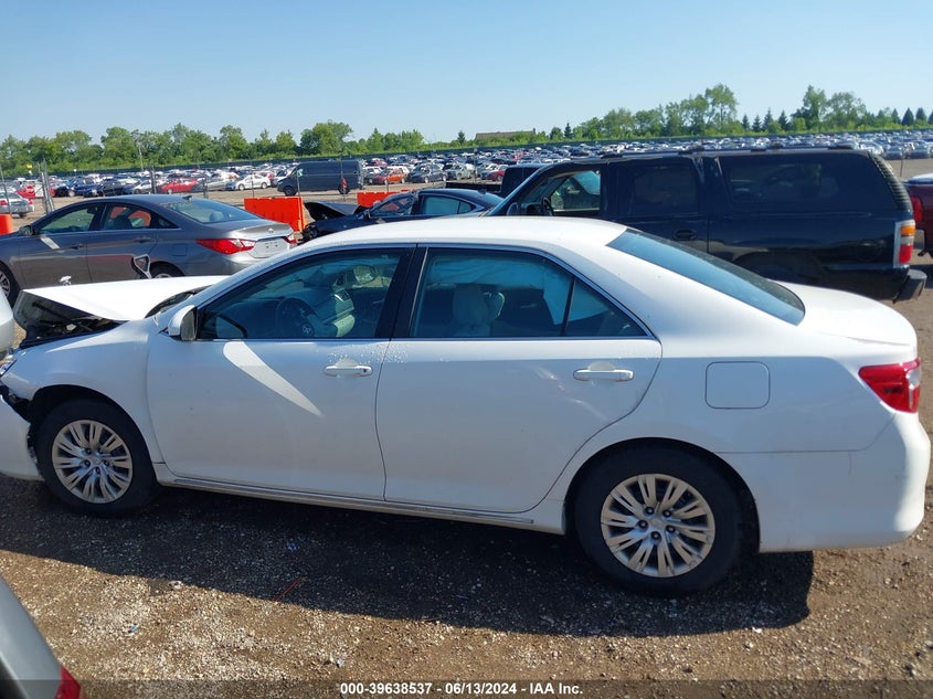 2014 Toyota Camry Le VIN: 4T4BF1FK0ER438895 Lot: 39638537