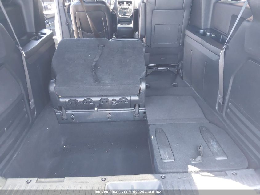 2016 Dodge Grand Caravan R/T VIN: 2C4RDGEG2GR329292 Lot: 39638685