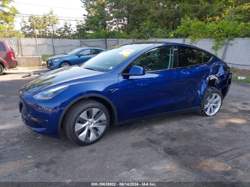 2024 Tesla Model Y Long Range Dual Motor All-Wheel Drive VIN: 7SAYGDEE8RA281361 Lot: 39638902