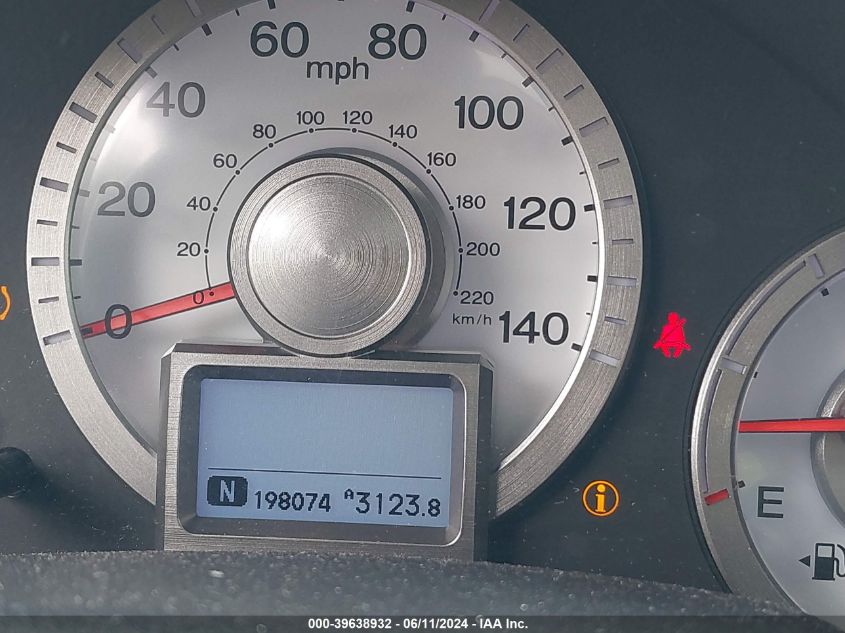 2011 Honda Pilot Touring VIN: 5FNYF4H93BB080782 Lot: 39638932