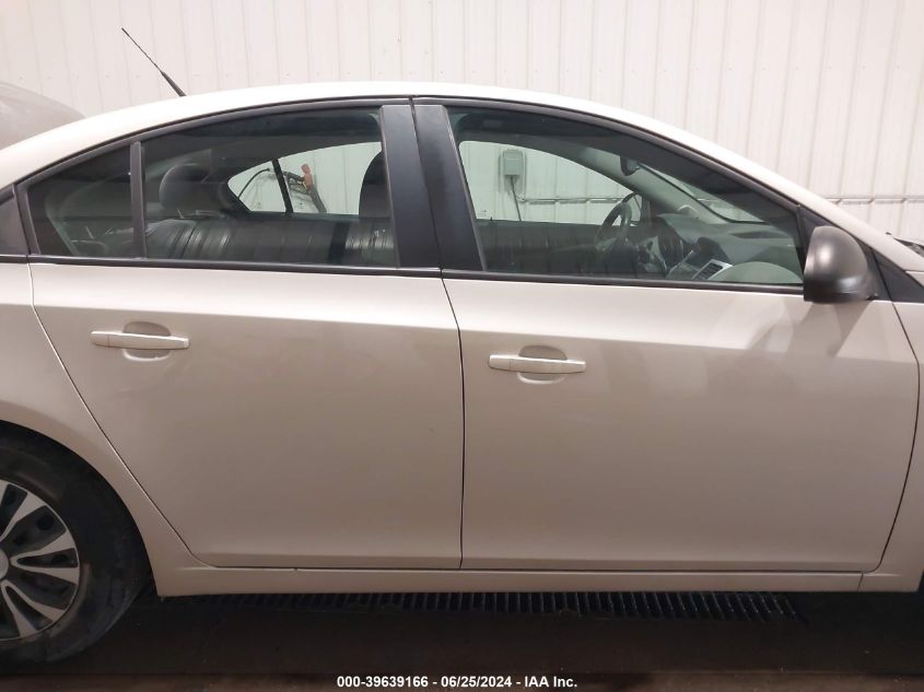 2014 Chevrolet Cruze Ls Auto VIN: 1G1PA5SG2E7157961 Lot: 39639166