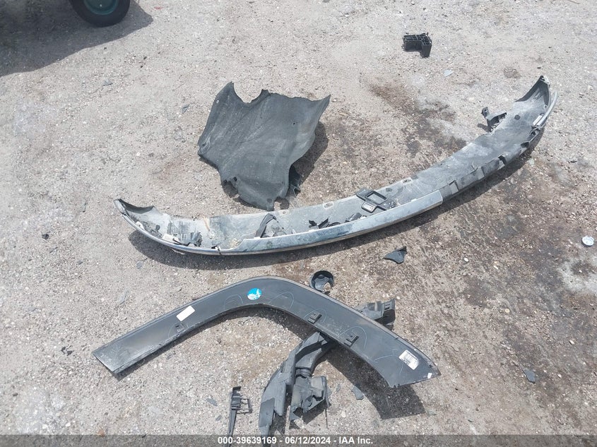 2019 Jeep Grand Cherokee Summit 4X4 VIN: 1C4RJFJT9KC720124 Lot: 39639169