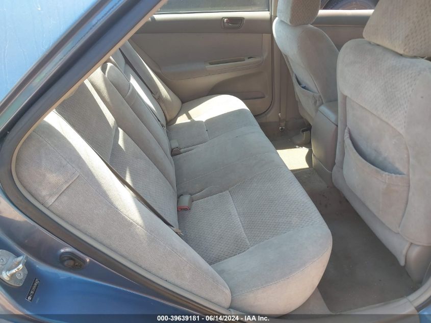 2004 Toyota Camry Le VIN: 4T1BE32K84U864699 Lot: 39639181