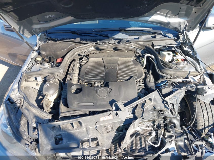 2014 Mercedes-Benz C 300 Luxury 4Matic/Sport 4Matic VIN: WDDGF8AB8ER309204 Lot: 39639271