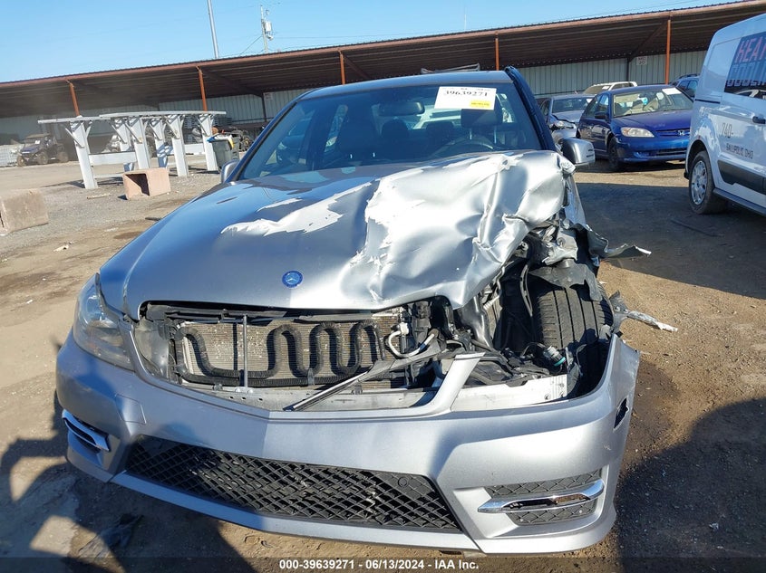 2014 Mercedes-Benz C 300 Luxury 4Matic/Sport 4Matic VIN: WDDGF8AB8ER309204 Lot: 39639271