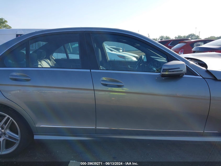 2014 Mercedes-Benz C 300 Luxury 4Matic/Sport 4Matic VIN: WDDGF8AB8ER309204 Lot: 39639271