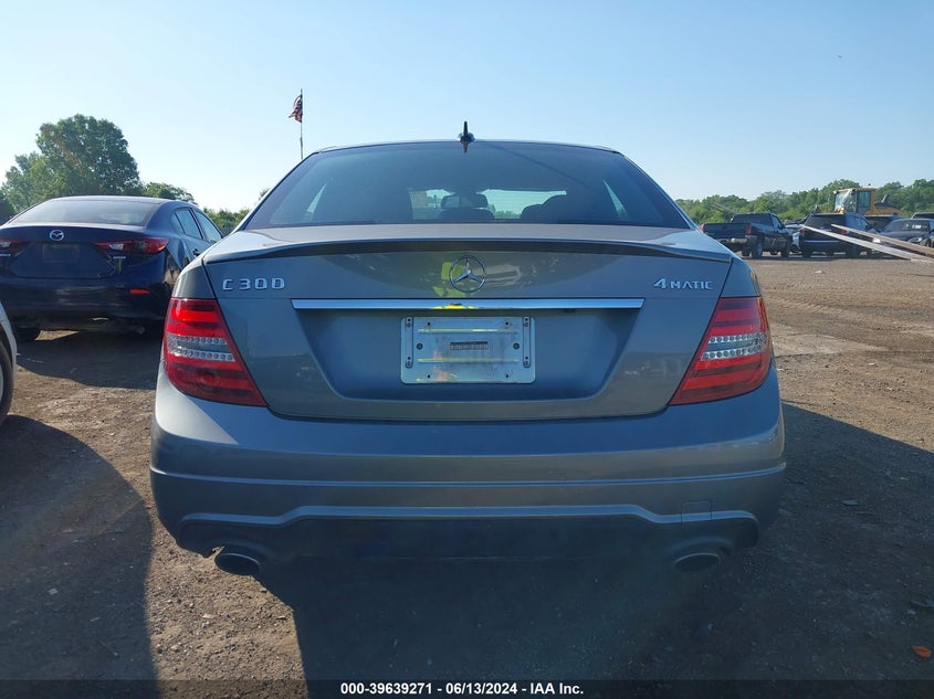2014 Mercedes-Benz C 300 Luxury 4Matic/Sport 4Matic VIN: WDDGF8AB8ER309204 Lot: 39639271