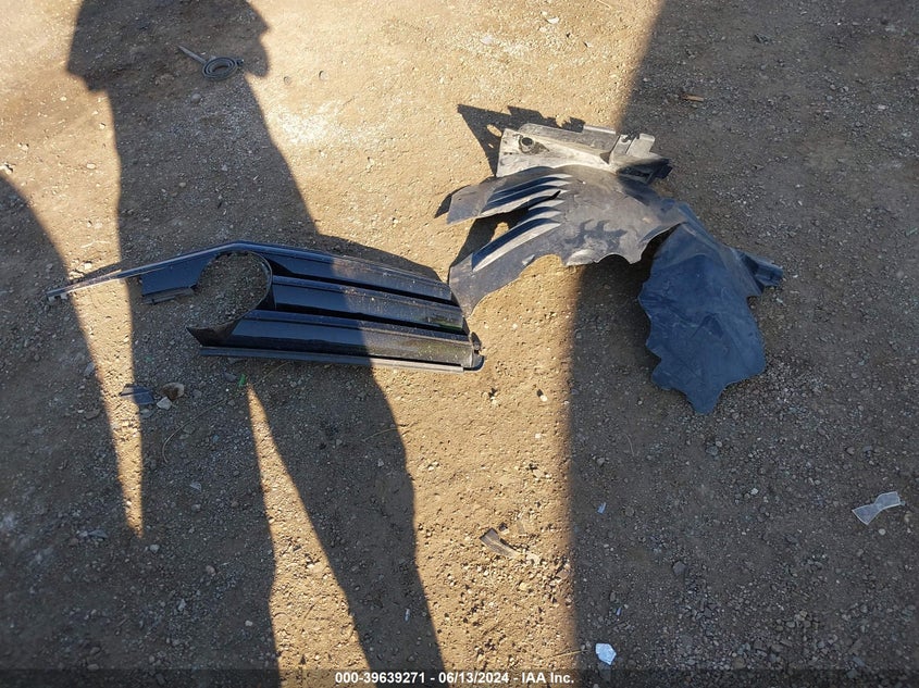 2014 Mercedes-Benz C 300 Luxury 4Matic/Sport 4Matic VIN: WDDGF8AB8ER309204 Lot: 39639271