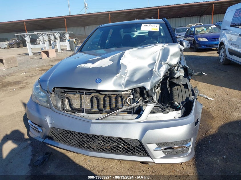 2014 Mercedes-Benz C 300 Luxury 4Matic/Sport 4Matic VIN: WDDGF8AB8ER309204 Lot: 39639271