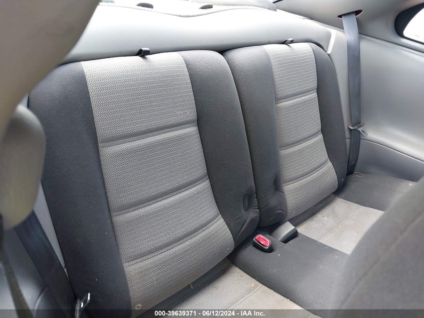 2004 Ford Mustang VIN: 1FAFP406X4F228971 Lot: 39639371