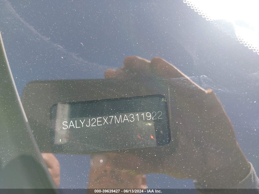 VIN SALYJ2EX7MA311922 2021 LAND ROVER RANGE ROVER VELAR P250 S