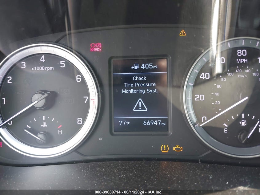 VIN 5NPE24AF7KH820186 2019 HYUNDAI SONATA SE